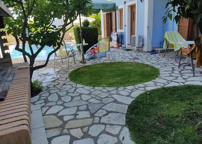 Daire Dolphins *