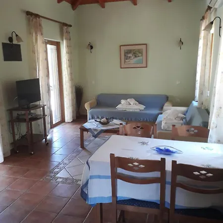 Apartment Dolphins Agios Nikitas