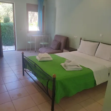 Dolphins * Áyios Nikítas